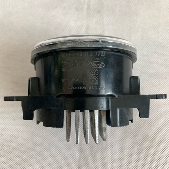 Original ST90 FORD Mustang LED Fog Lights R89VA Lamps Assembly 2015,16,17 Ford M - Picture 5 of 6